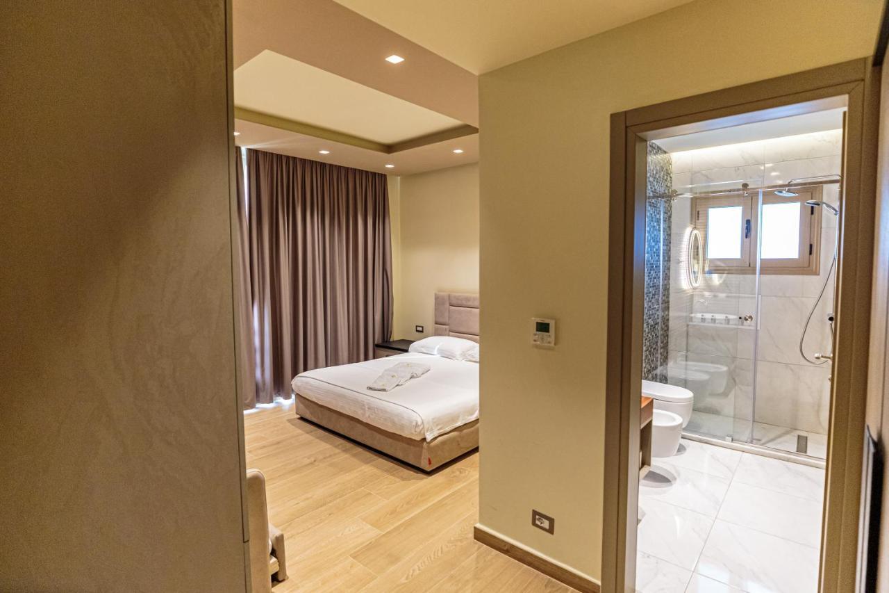 Vogue Boutique Hotel Vlorë Екстериор снимка
