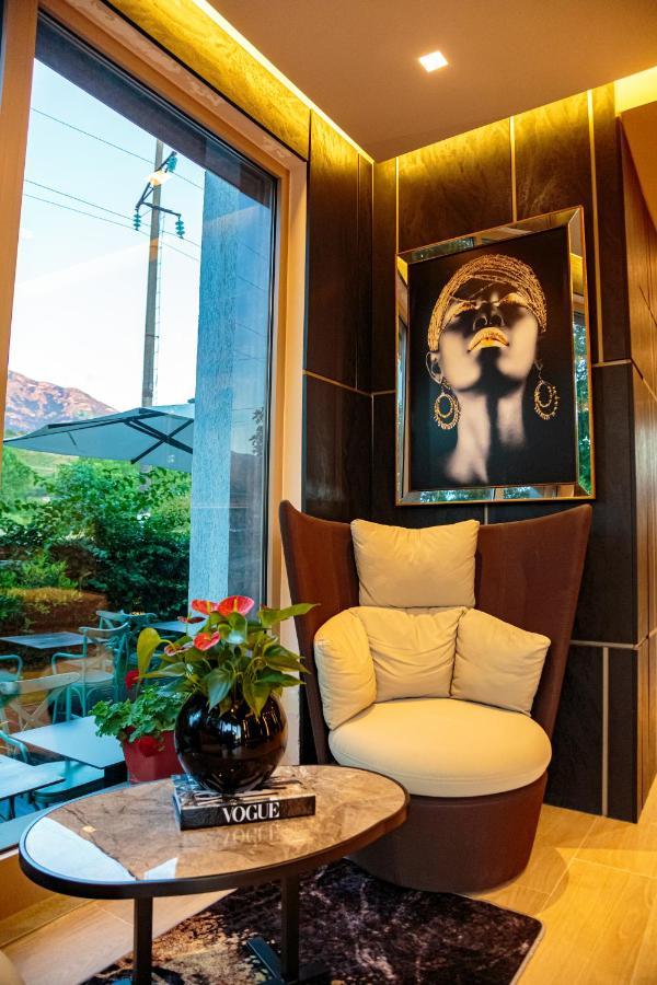 Vogue Boutique Hotel Vlorë Екстериор снимка
